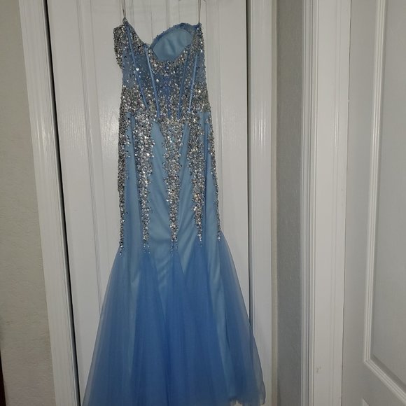 JOVANI Dress size 6 - Picture 3 of 3